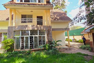 5 Bed Townhouse with En Suite at Nyeri Road