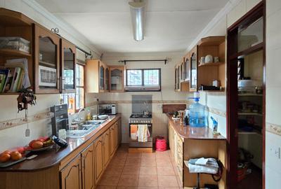 4 Bed House with En Suite at Loresho - 4