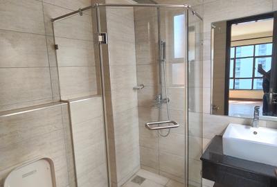 3 Bed Apartment with En Suite at Parklands - 4