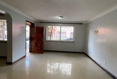 4 Bed Townhouse with En Suite in Kileleshwa - 2