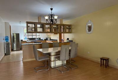 Serviced 3 Bed Apartment with En Suite in Brookside