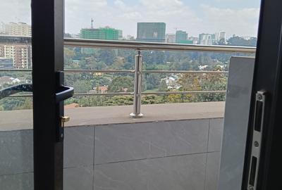 3 Bed Apartment with En Suite at Riverside Drive - 2