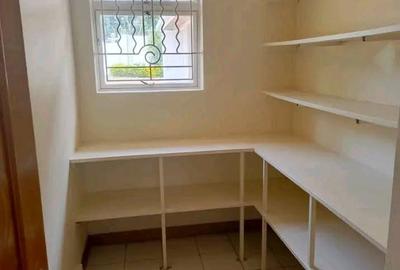 5 Bed House with En Suite at Thigiri Road