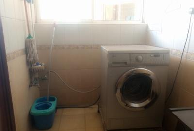 Furnished 3 Bed Apartment with En Suite in Brookside