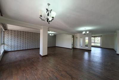 4 Bed Apartment with En Suite at Westlands - 3