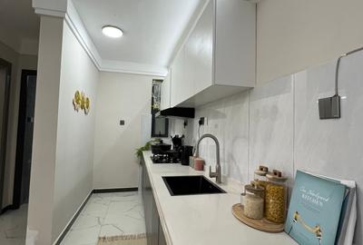 2 Bed Apartment with En Suite in Kilimani - 3