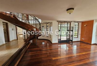 4 Bed House with En Suite in Runda - 2