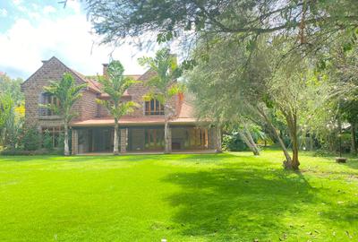 5 Bed Villa with En Suite in Karen