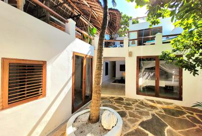 4 Bed Villa with En Suite in Diani