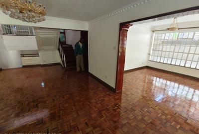 4 Bed Townhouse with En Suite at Lavington Green