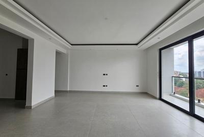 2 Bed Apartment with En Suite in Brookside - 3