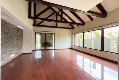 5 Bed Townhouse with En Suite in Karen