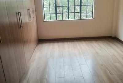 3 Bed Apartment with En Suite at St Micheal'S Road - 2