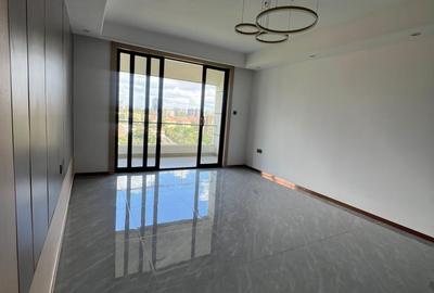 3 Bed Apartment with En Suite at Riverside Drive - 2