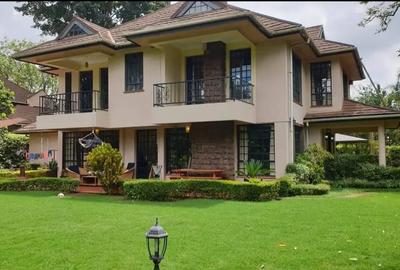 6 Bed Townhouse with En Suite in Karen - 2