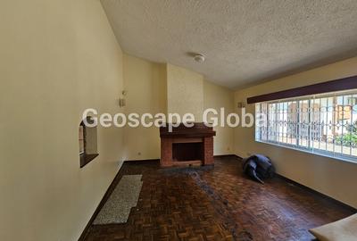 5 Bed House with En Suite in Nyari - 2