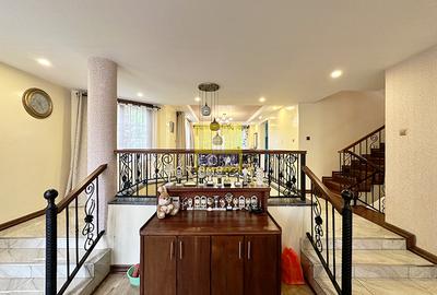 5 Bed Townhouse in Westlands Area