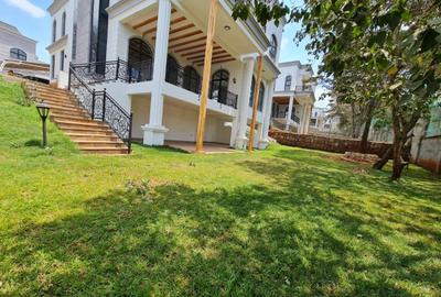 5 Bed Townhouse with En Suite in Loresho