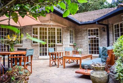 2 Bed House with En Suite in Kyuna - 2