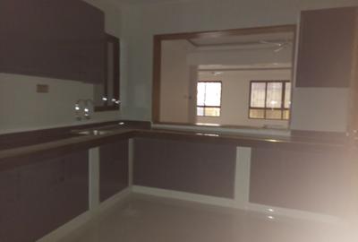 3 Bed Apartment with En Suite in Mombasa CBD - 2