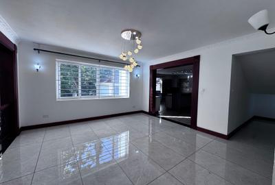 5 Bed Townhouse with En Suite in Rosslyn - 4