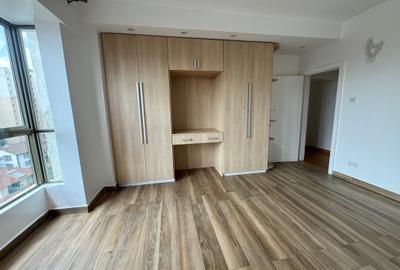 3 Bed Apartment in Kileleshwa - 3