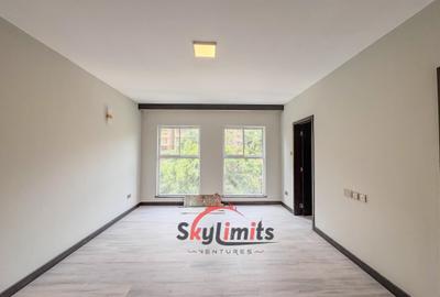 3 Bed Apartment with En Suite at Riverside Drive