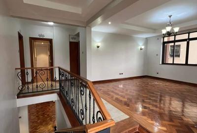 4 Bed Apartment with En Suite in Riverside