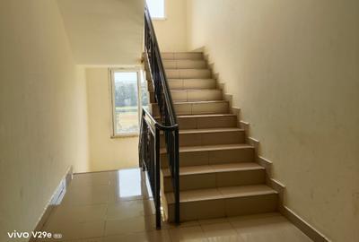 3 Bed Apartment with En Suite at 4Th Parklands - 3