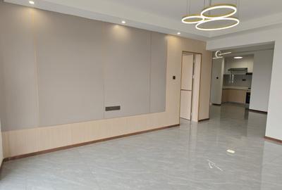 2 Bed Apartment with En Suite in Riverside - 3