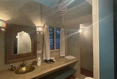 4 Bed House with En Suite at Malindi