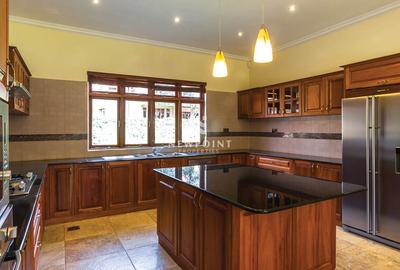 5 Bed House with En Suite at Windy Ridge