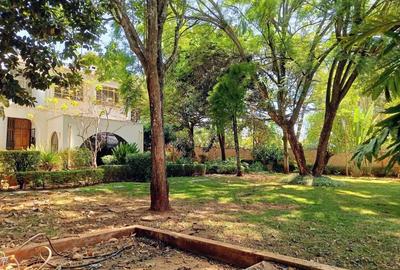 5 Bed House with Staff Quarters in Nyari - 3