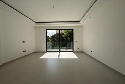 2 Bed Apartment with En Suite at Brookside - 4