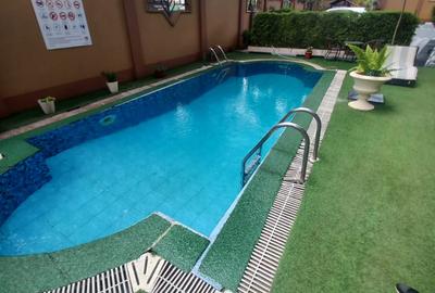 Serviced 1 Bed Apartment with En Suite at School Lane - 4