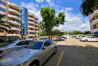 3 Bed Apartment with En Suite at Kasuku Road