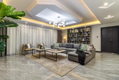 5 Bed Apartment with En Suite in Kileleshwa