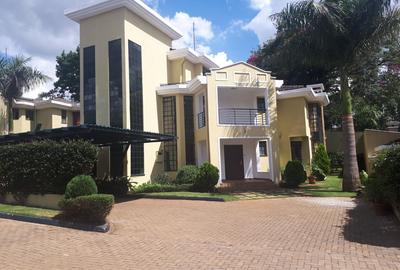 5 Bed Townhouse in Lavington