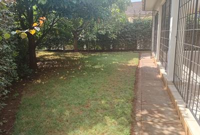 5 Bed Townhouse with En Suite at Runda