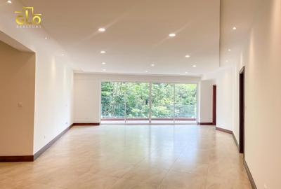 4 Bed Apartment with En Suite in Parklands