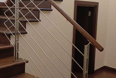 5 Bed Townhouse with En Suite in Lavington - 3