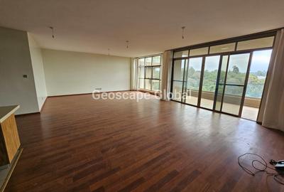 3 Bed Apartment with En Suite in Muthaiga