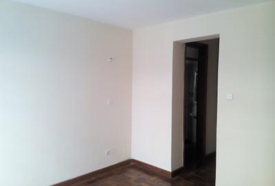 3 Bed Apartment with En Suite at Riverside Drive