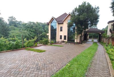 10 Bed House with En Suite at Off Redhill Link Road