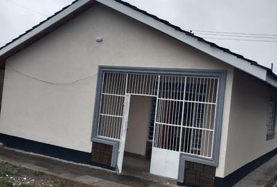 4 Bed House with Garden in Donholm