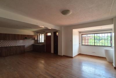 3 Bed Apartment with En Suite at Church Road - 4