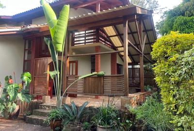 4 Bed Townhouse with Swimming Pool in Ridgeways