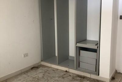 3 Bed Apartment with En Suite in Nyali Area