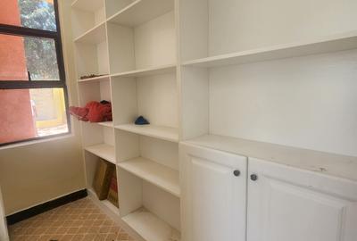 5 Bed Villa with En Suite in Karen - 4