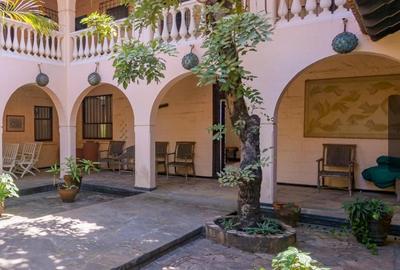 4 Bed House with En Suite in Nyali Area